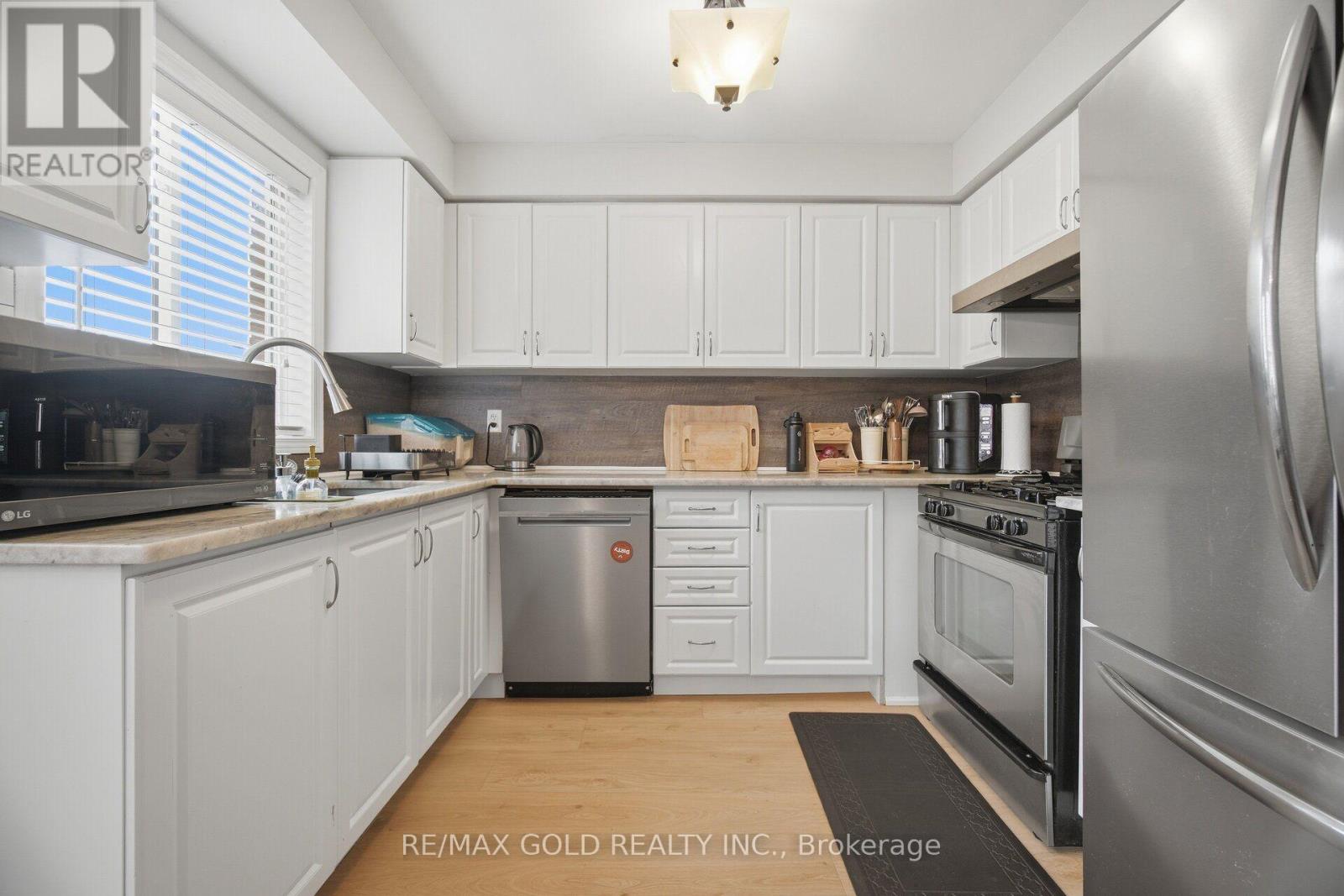 1795 Cobra Crescent, Burlington, Ontario  L7L 7L7 - Photo 16 - W13857806
