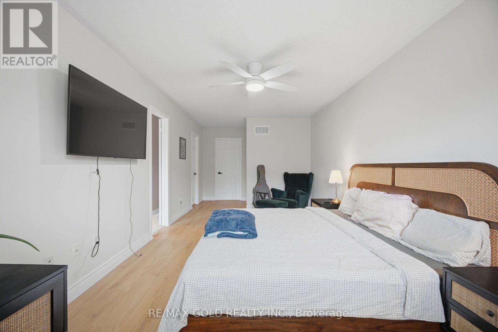1795 Cobra Crescent, Burlington, Ontario  L7L 7L7 - Photo 24 - W13857806