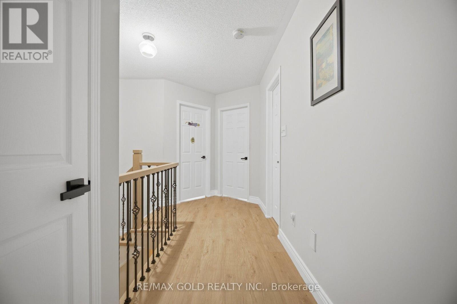 1795 Cobra Crescent, Burlington, Ontario  L7L 7L7 - Photo 29 - W13857806