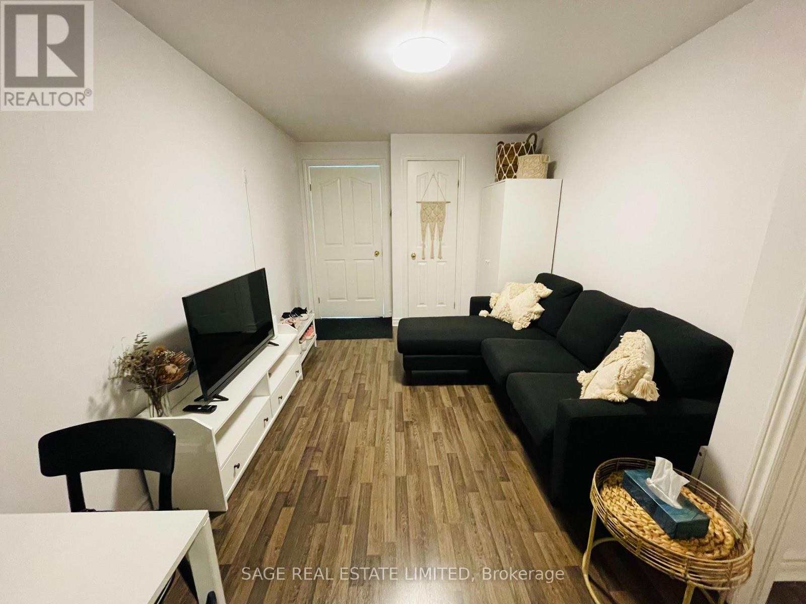 5 - 296 Runnymede Road, Toronto (Runnymede-Bloor West Village), Ontario  M6S 2Y6 - Photo 2 - W13857816