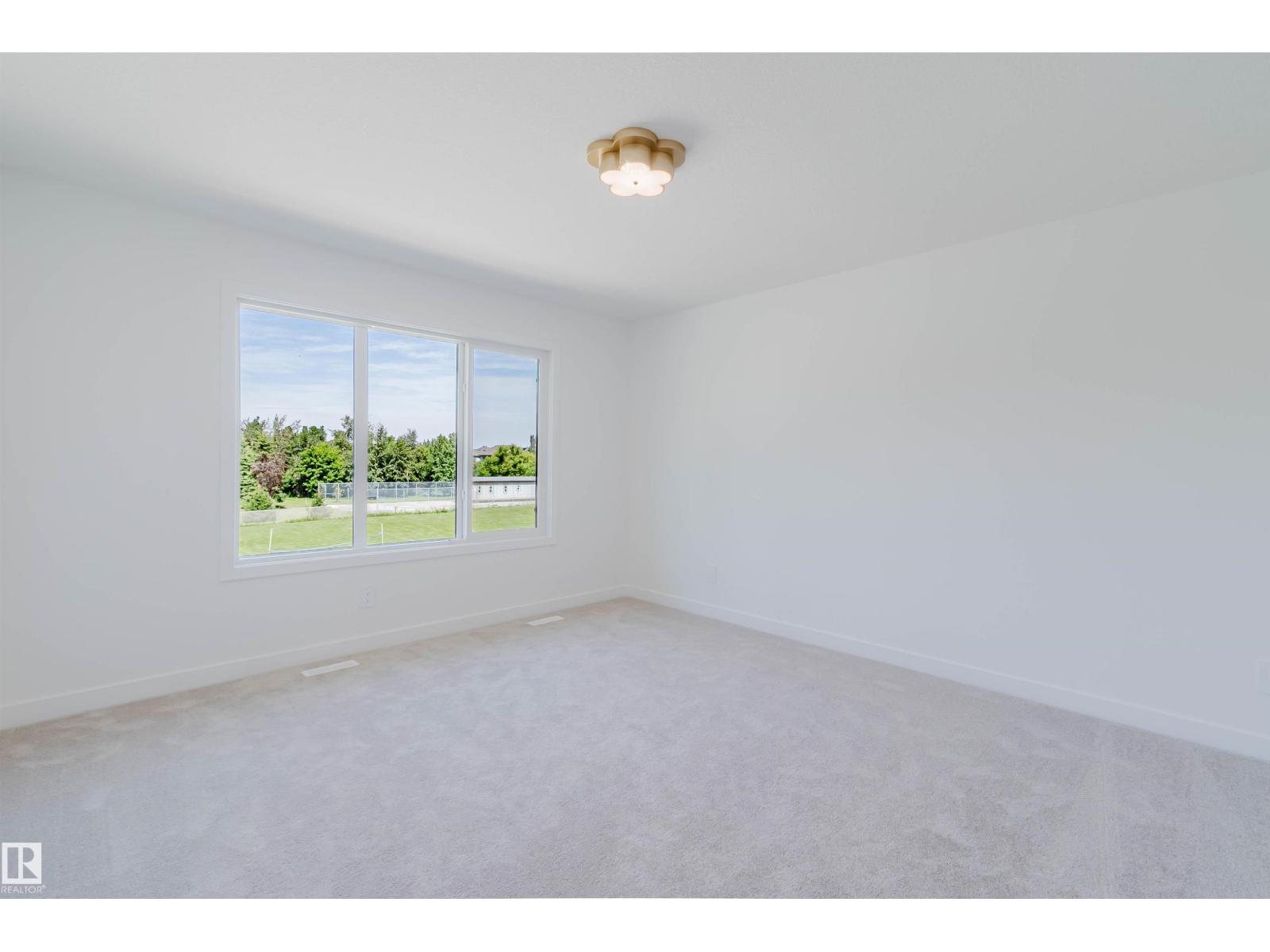 20624 43 AV NW