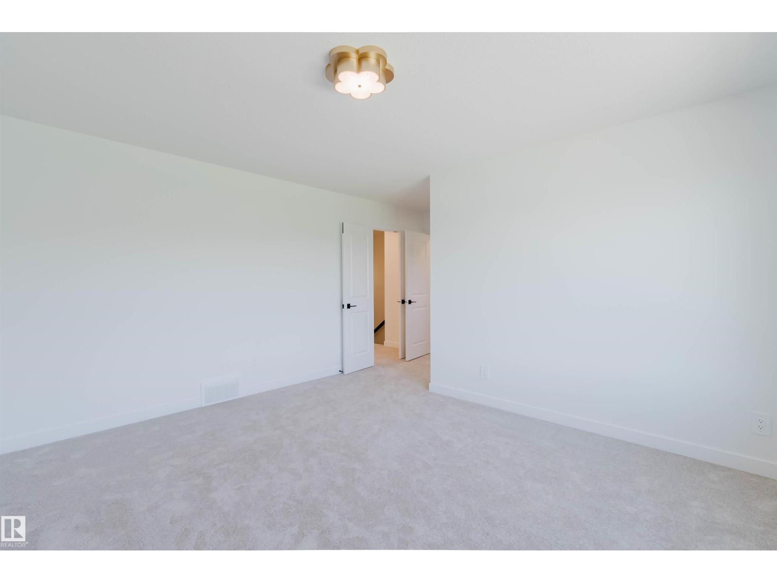 20624 43 AV NW