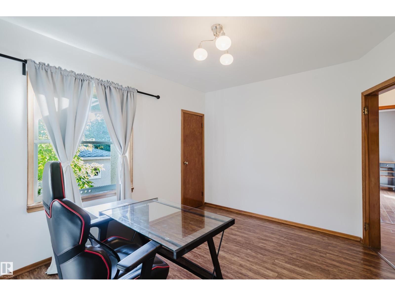12831 126 ST NW
