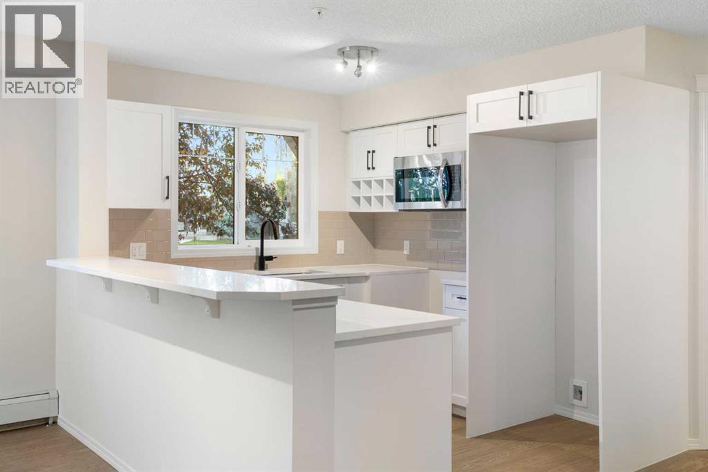 1112, 115 Prestwick Villas SE
