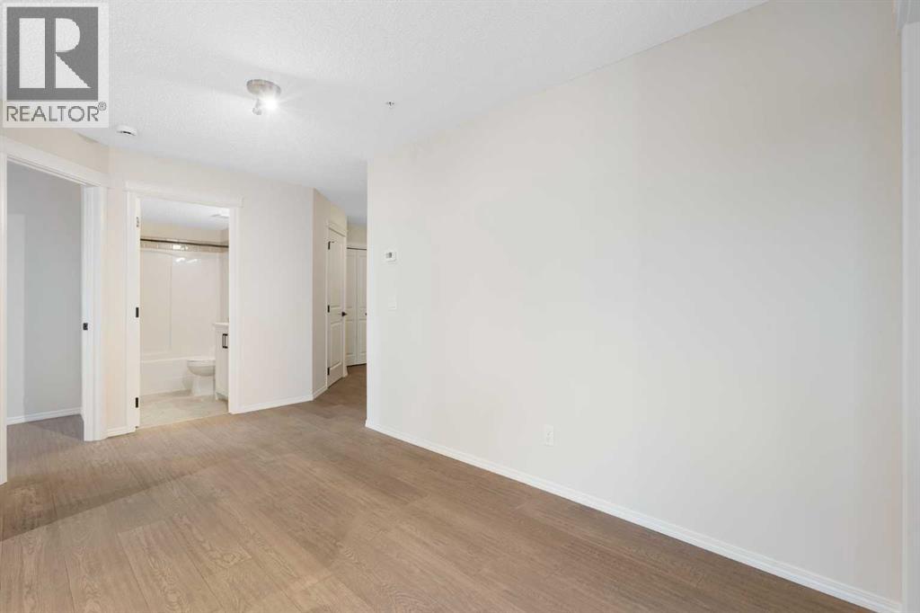 1112, 115 Prestwick Villas SE