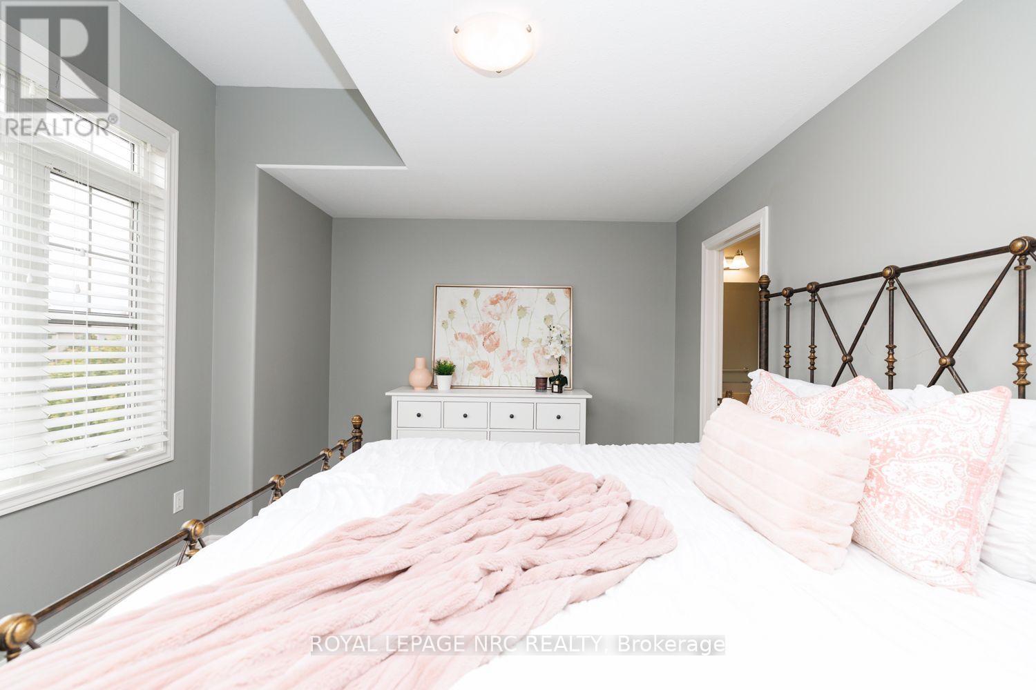 6430 St Michael Avenue, Niagara Falls, Ontario  L2H 0C5 - Photo 22 - X13857850
