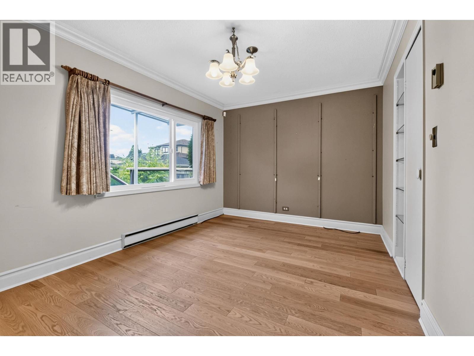 6338 Waltham Avenue, Burnaby, British Columbia  V5H 3V4 - Photo 5 - R3171799