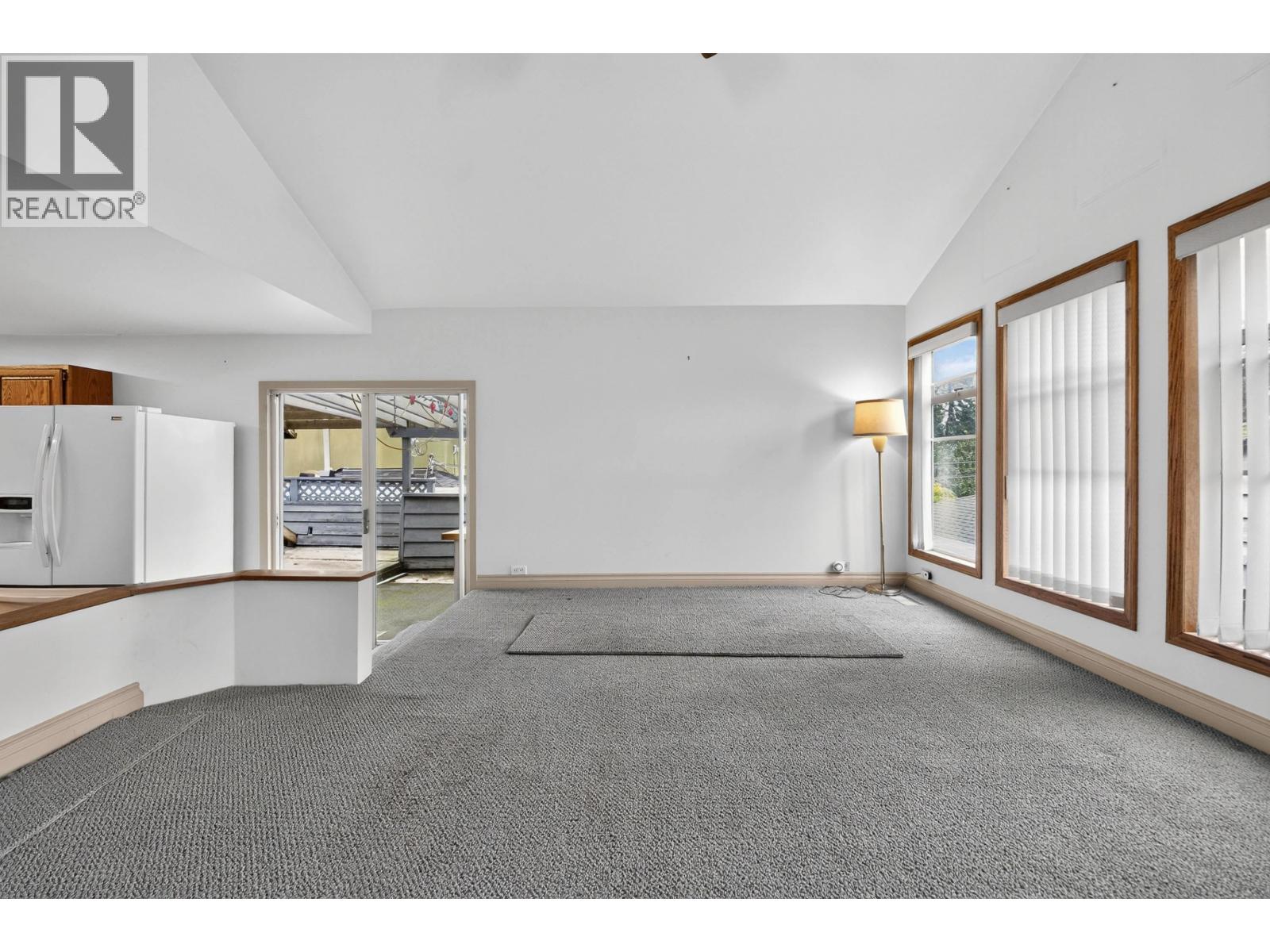6338 Waltham Avenue, Burnaby, British Columbia  V5H 3V4 - Photo 13 - R3171799