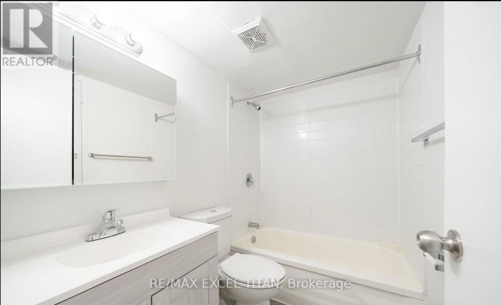 204 - 2255 Weston Road, Toronto, Ontario  M9N 1Y5 - Photo 7 - W13857826