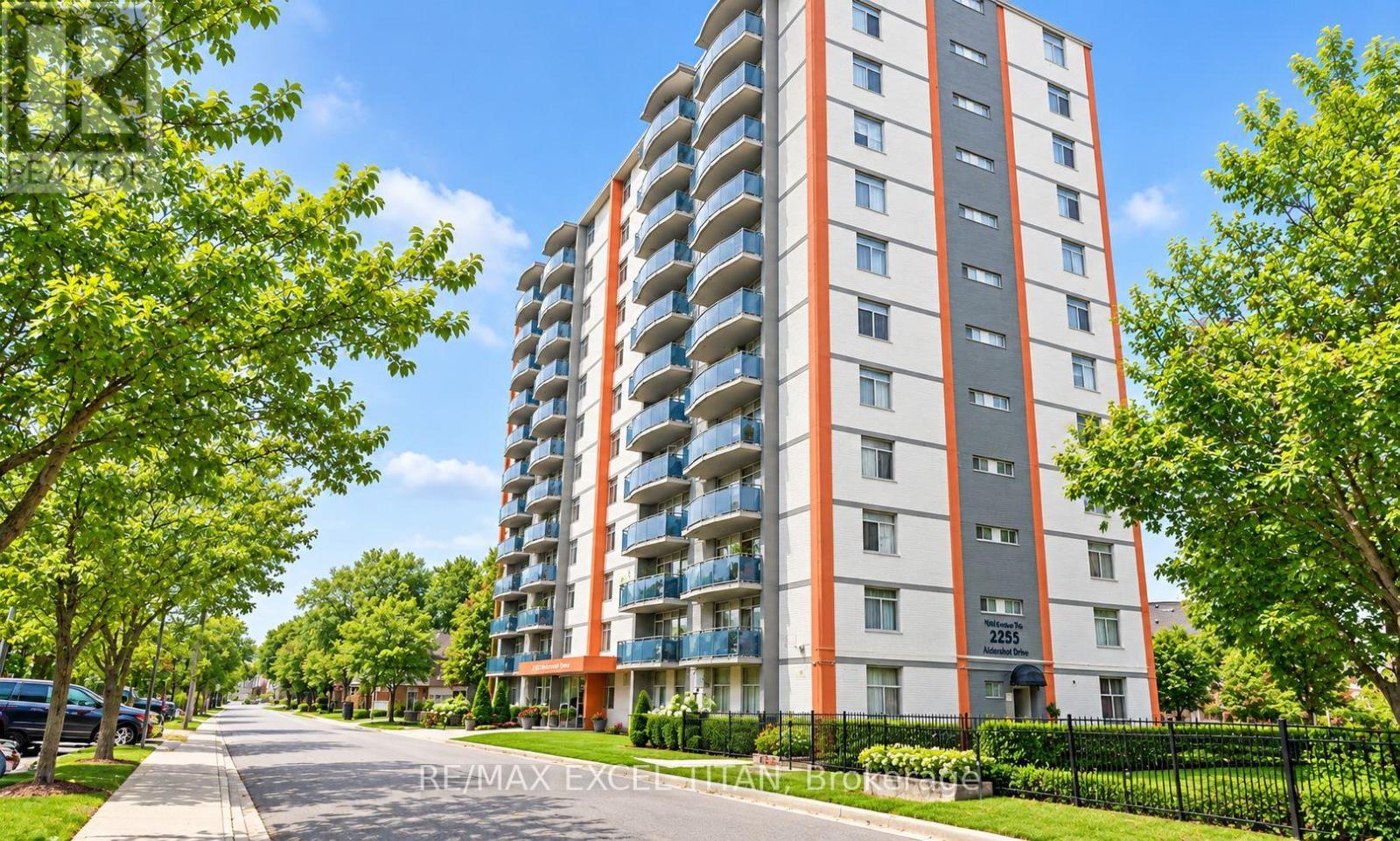 409 - 2255 WESTON ROAD, Toronto, Ontario