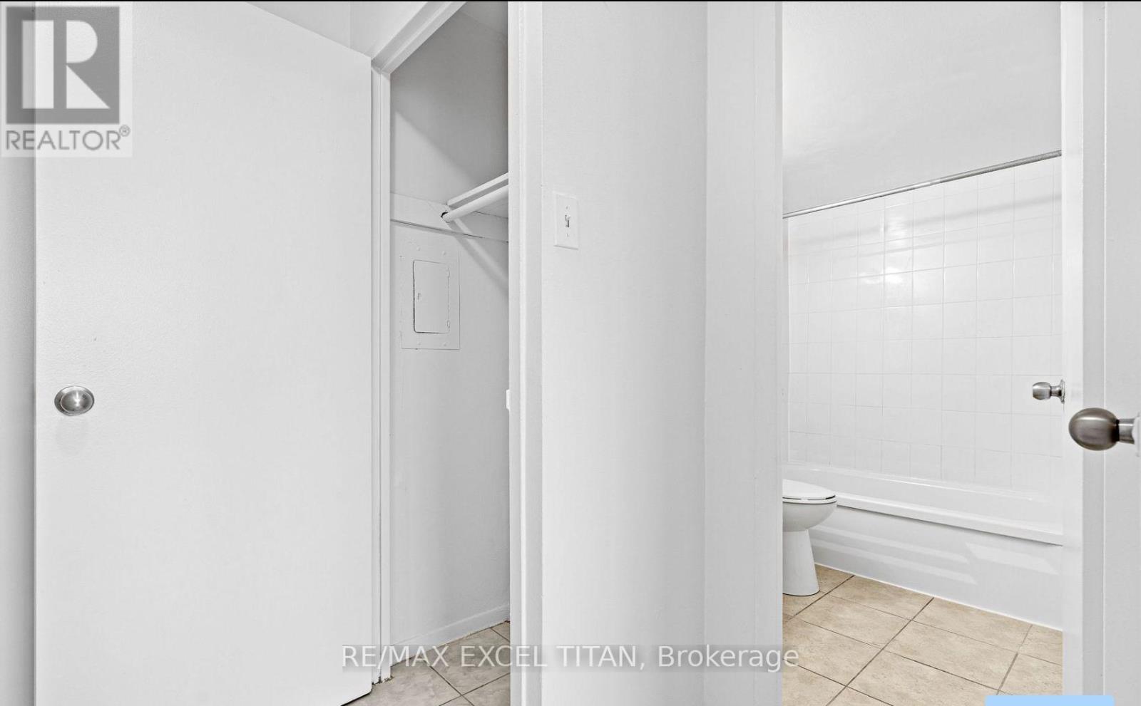 409 - 2255 Weston Road, Toronto, Ontario  M9N 1Y5 - Photo 6 - W13857842