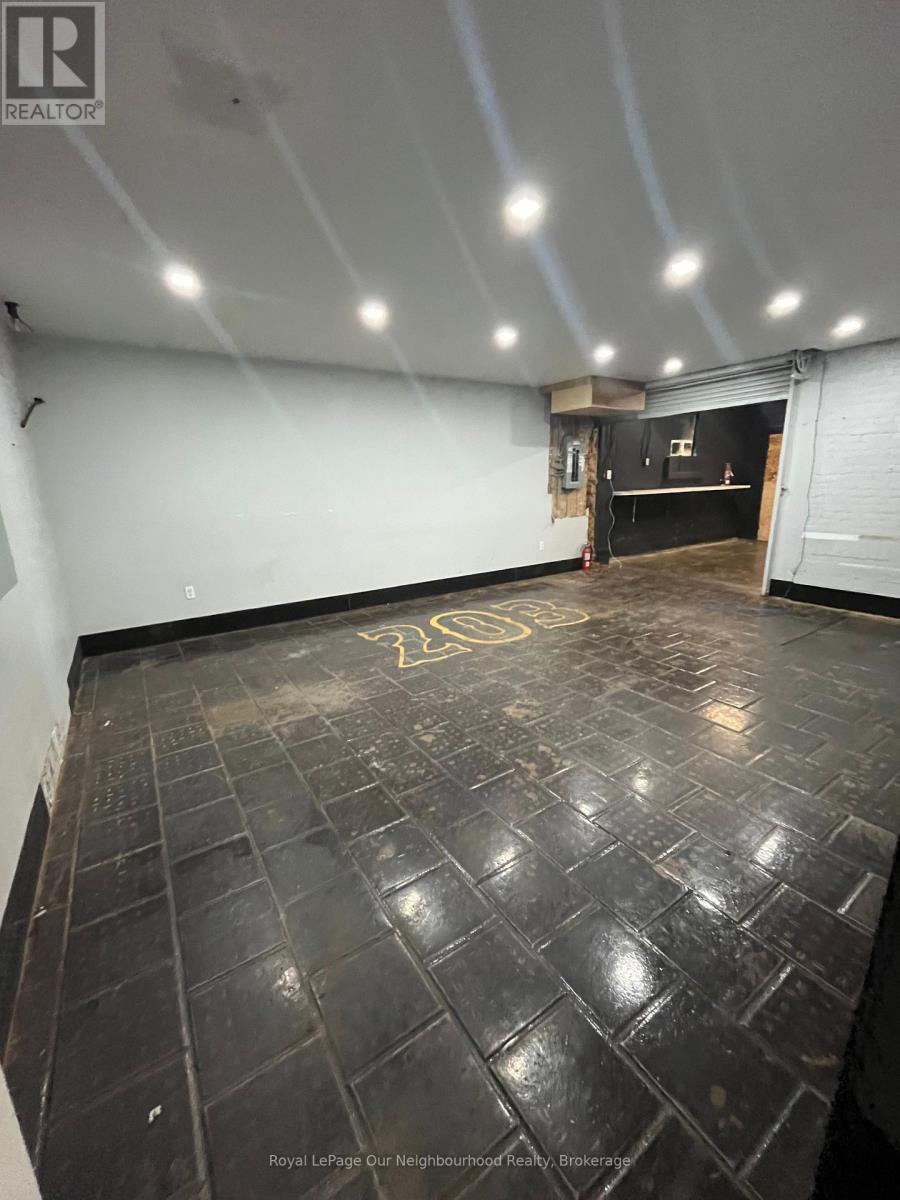 236 Burgar Street, Welland, Ontario  L3B 2T4 - Photo 8 - X13857870