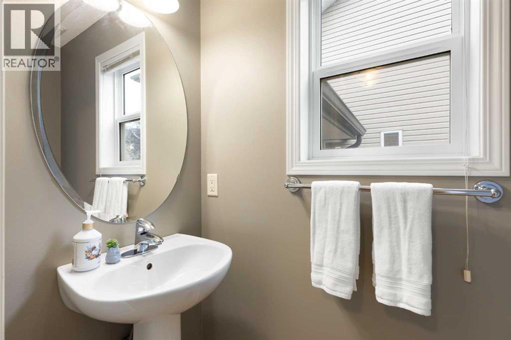 102 Ranch Ridge Court S, Strathmore, Alberta  T1P 0A5 - Photo 6 - A2347260
