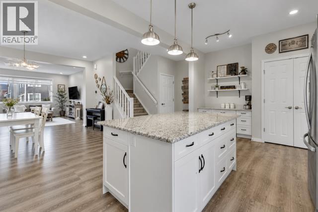 177 Yorkville Manor SW, Calgary, Alberta  T2X 4B5 - Photo 4 - A2347841