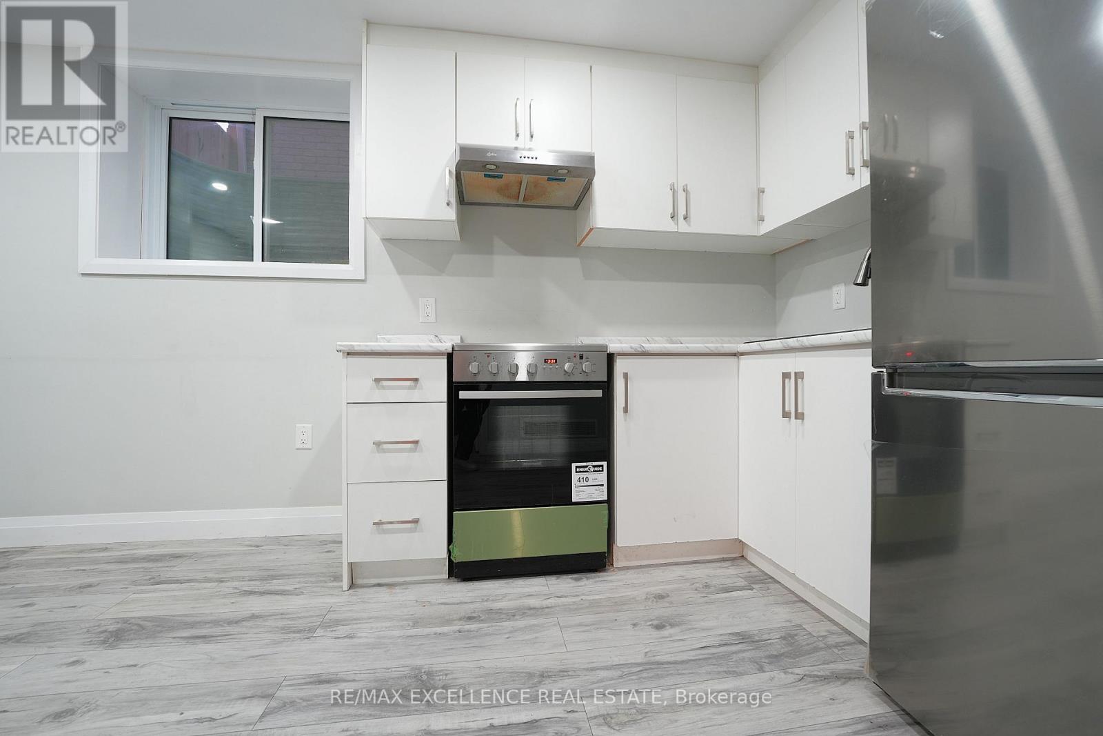 18 Weir Crescent, St. Thomas, Ontario  N5R 0L7 - Photo 23 - X13857892