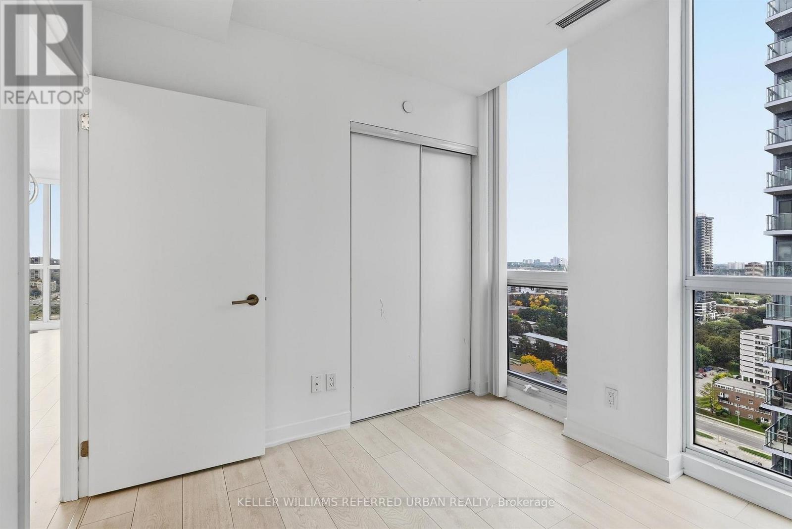 2207 - 6 Sonic Way, Toronto, Ontario  M3C 0P1 - Photo 11 - C13857912