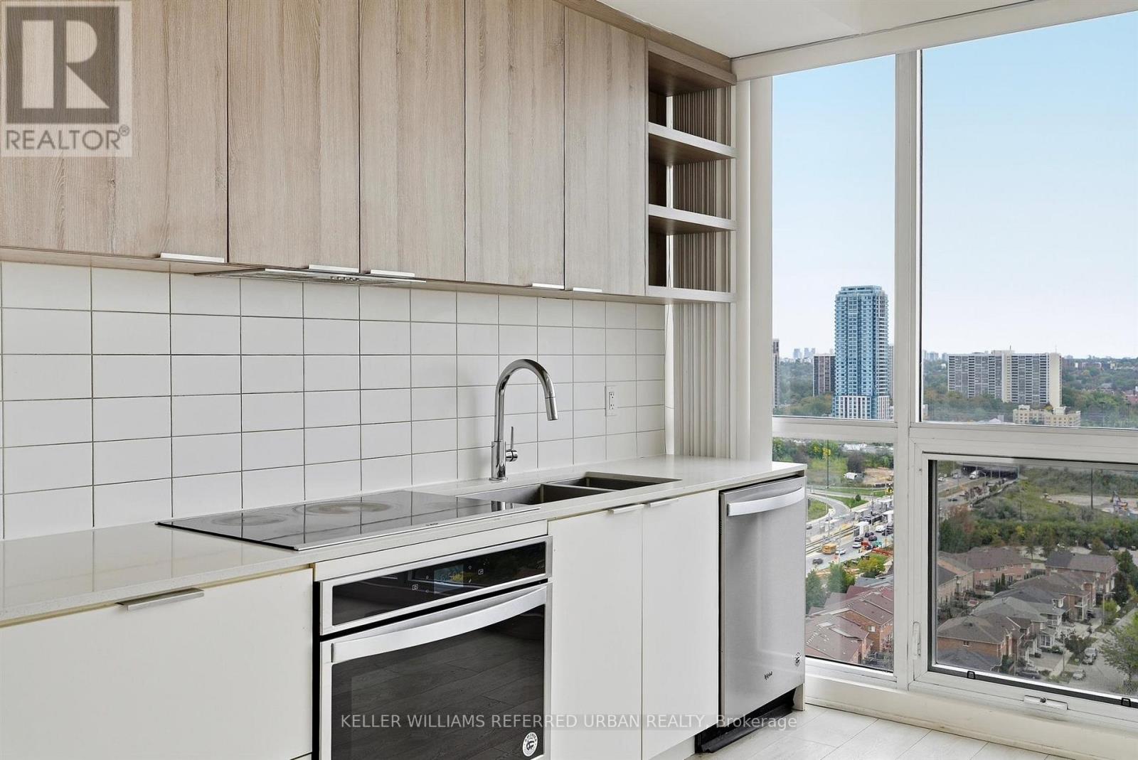 2207 - 6 Sonic Way, Toronto, Ontario  M3C 0P1 - Photo 3 - C13857912