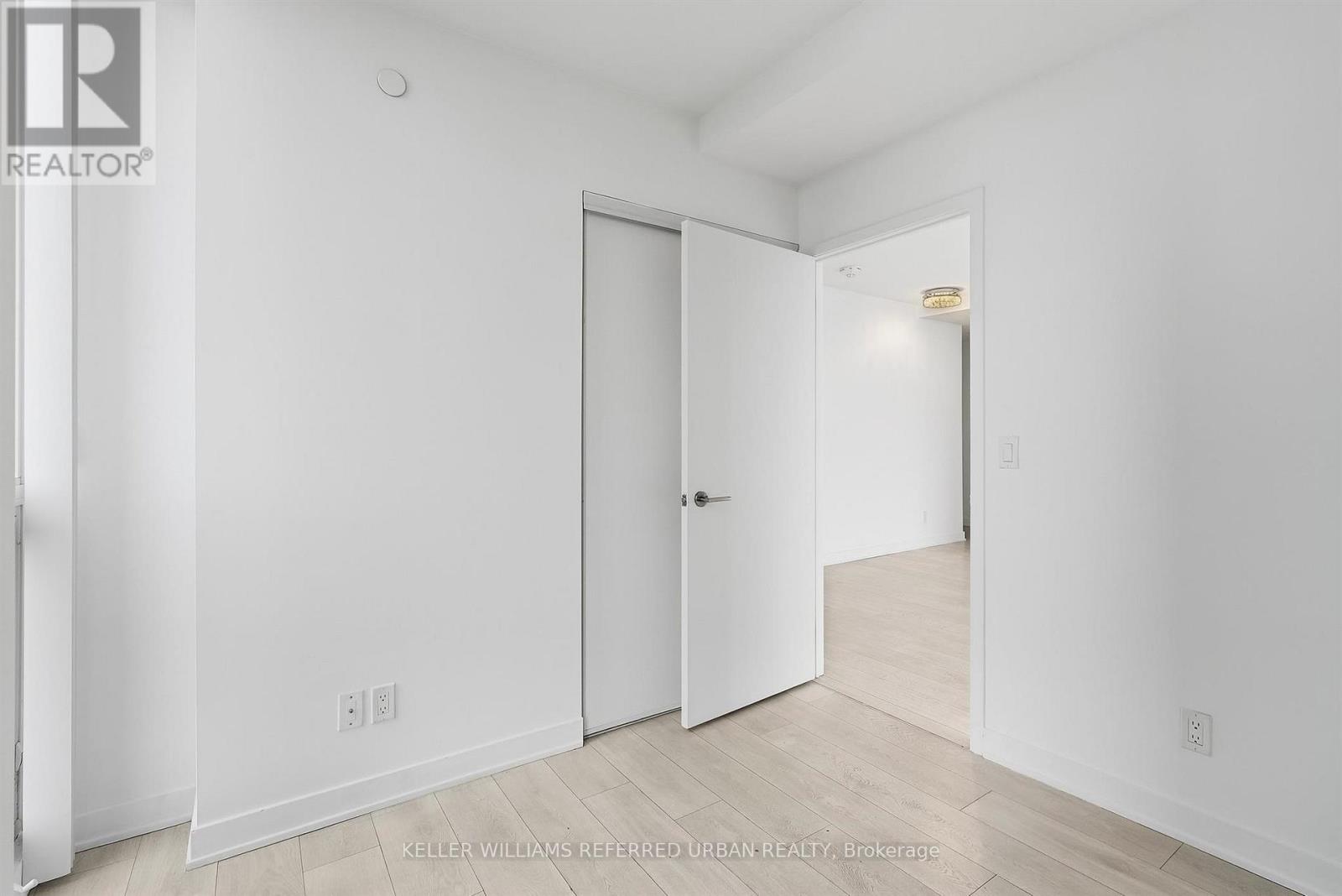 2207 - 6 Sonic Way, Toronto, Ontario  M3C 0P1 - Photo 9 - C13857912