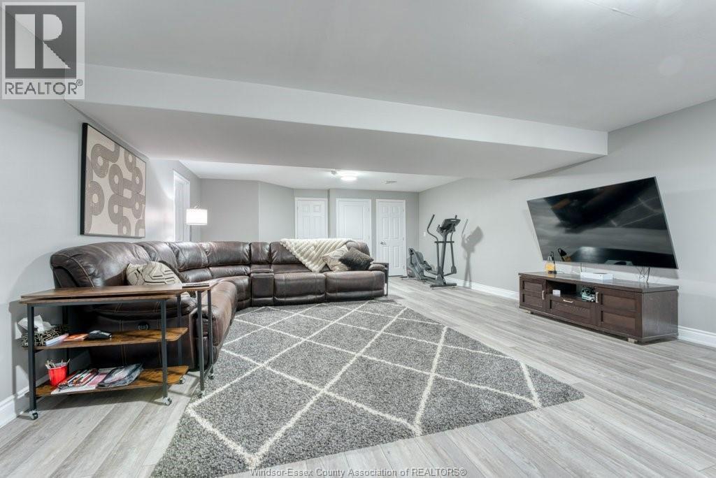 415 Rosewood Drive, Lakeshore, Ontario  N8L 1B9 - Photo 27 - 26024278