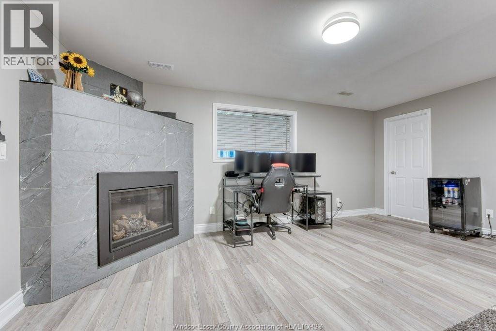 415 Rosewood Drive, Lakeshore, Ontario  N8L 1B9 - Photo 29 - 26024278