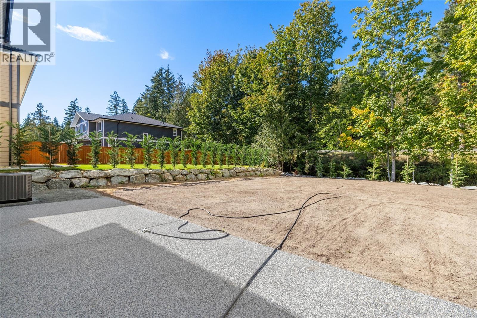 153 Elk Rd