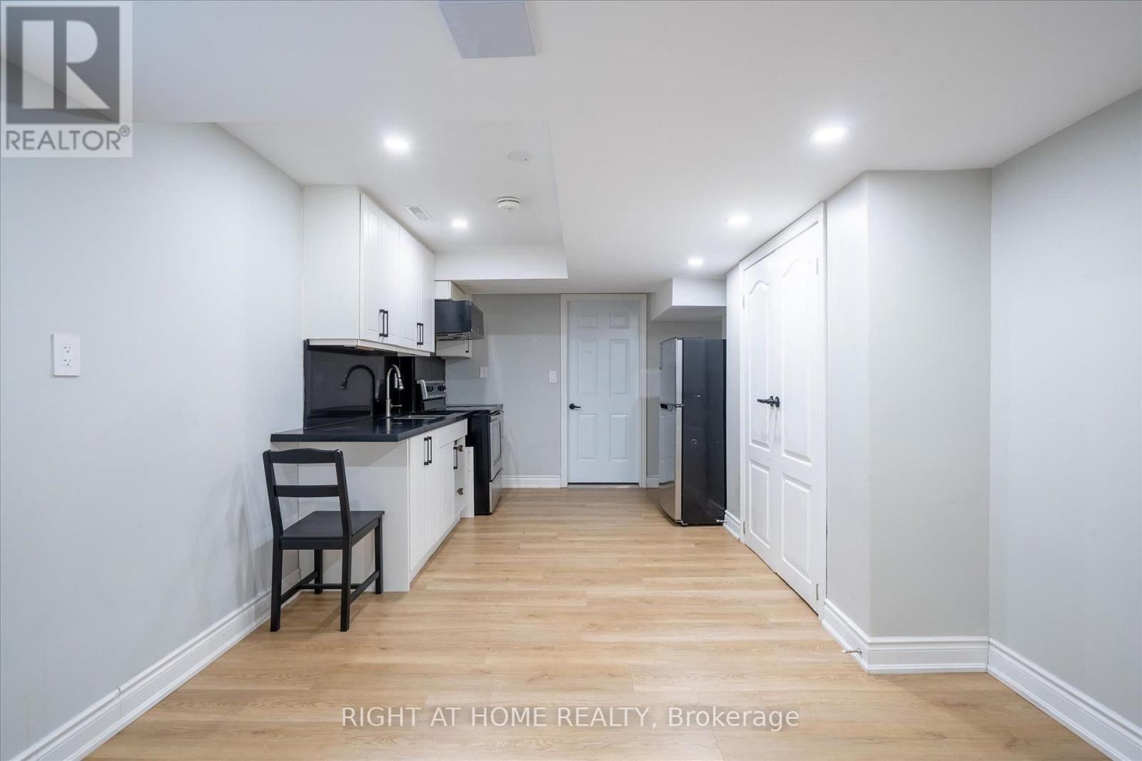 1001 Lytton Court, Pickering, Ontario  L1W 3Z2 - Photo 31 - E13857952