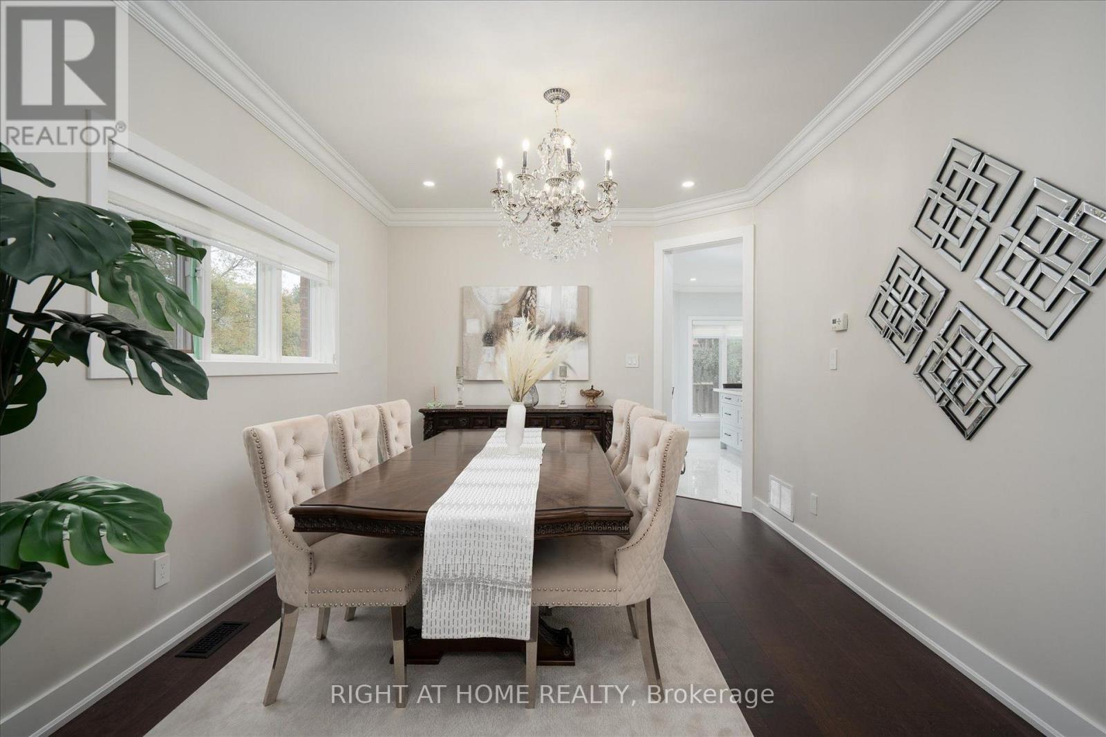 1001 Lytton Court, Pickering, Ontario  L1W 3Z2 - Photo 6 - E13857952