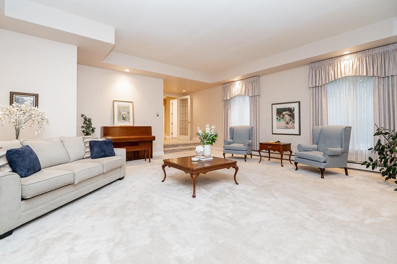 13511 Woodcrest Drive, Surrey, British Columbia  V4P 1W3 - Photo 4 - R3171072