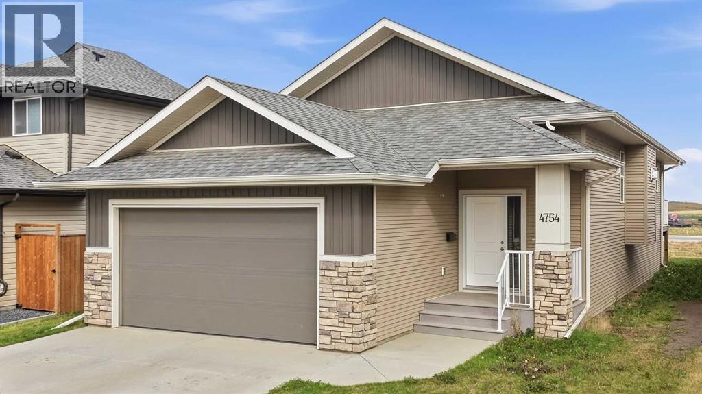 4754 Aspen Lakes Boulevard, Blackfalds, Alberta  T4M 0M9 - Photo 1 - A2347255