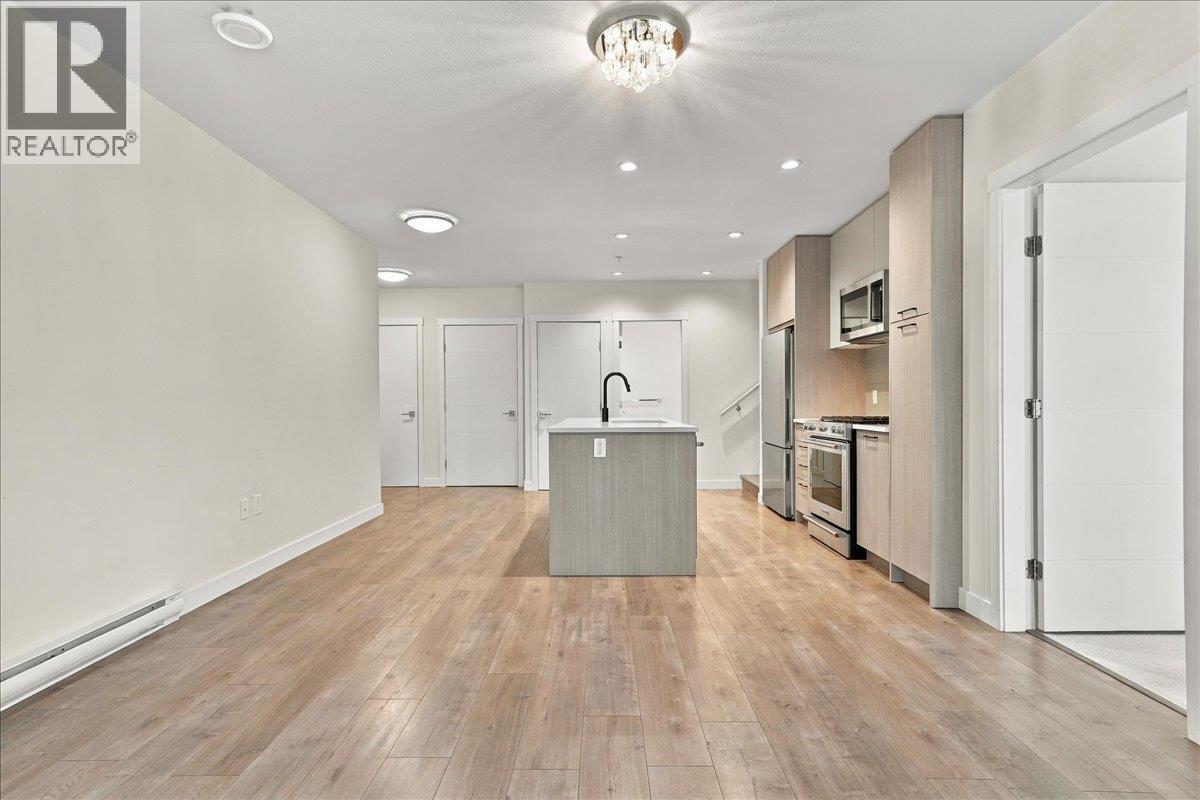 604 707 Como Lake Avenue, Coquitlam, British Columbia  V3J 0J5 - Photo 7 - R3170229