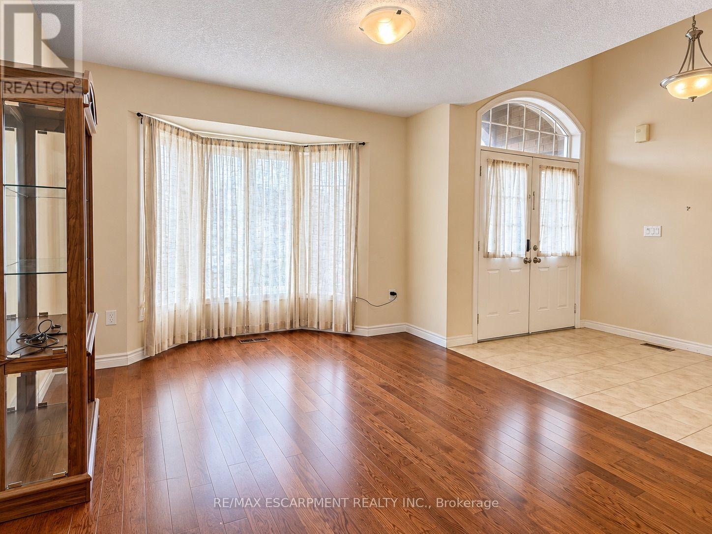 81 Bellagio Avenue, Hamilton, Ontario  L0R 1P0 - Photo 8 - X13856116