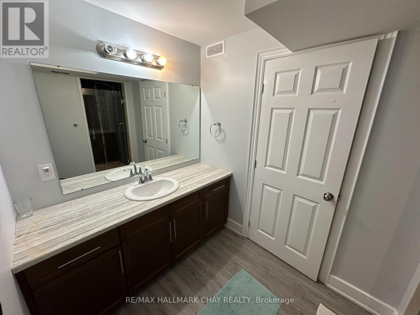 142 Summerset Drive, Barrie, Ontario  L4N 6G5 - Photo 14 - S13857958