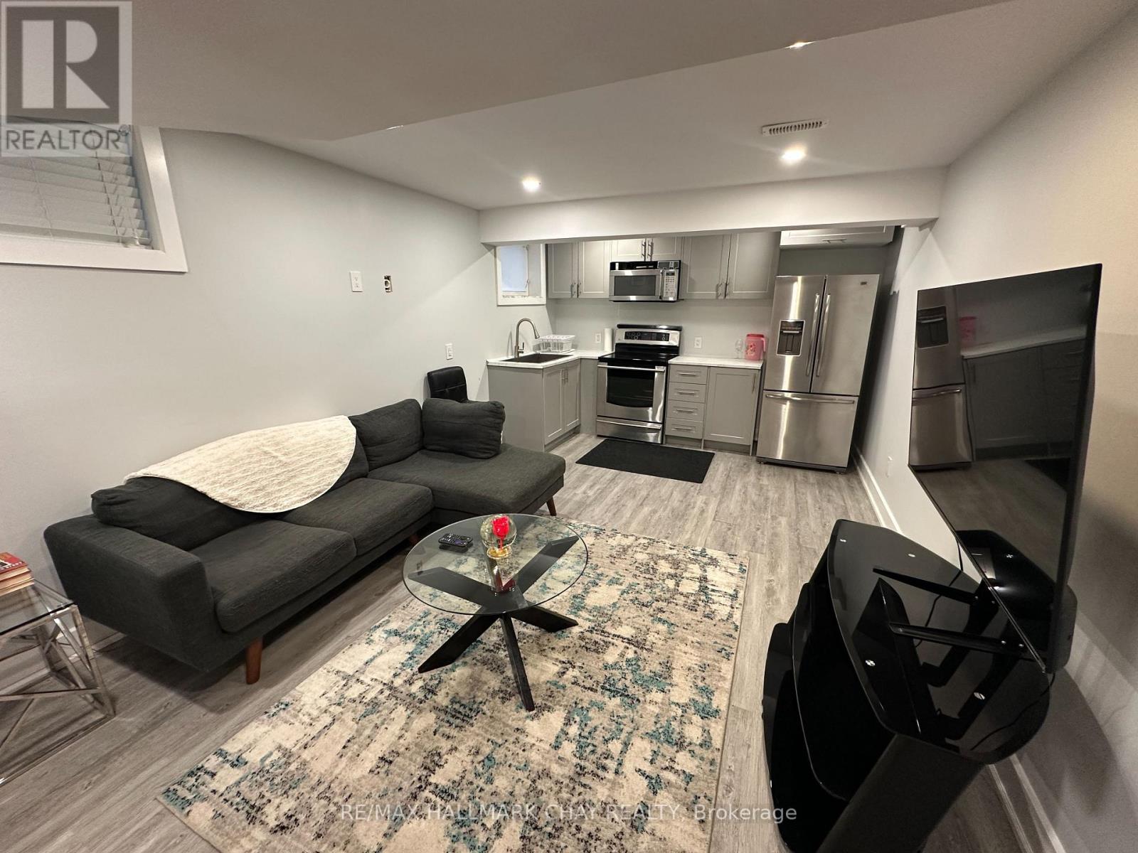 142 Summerset Drive, Barrie, Ontario  L4N 6G5 - Photo 6 - S13857958