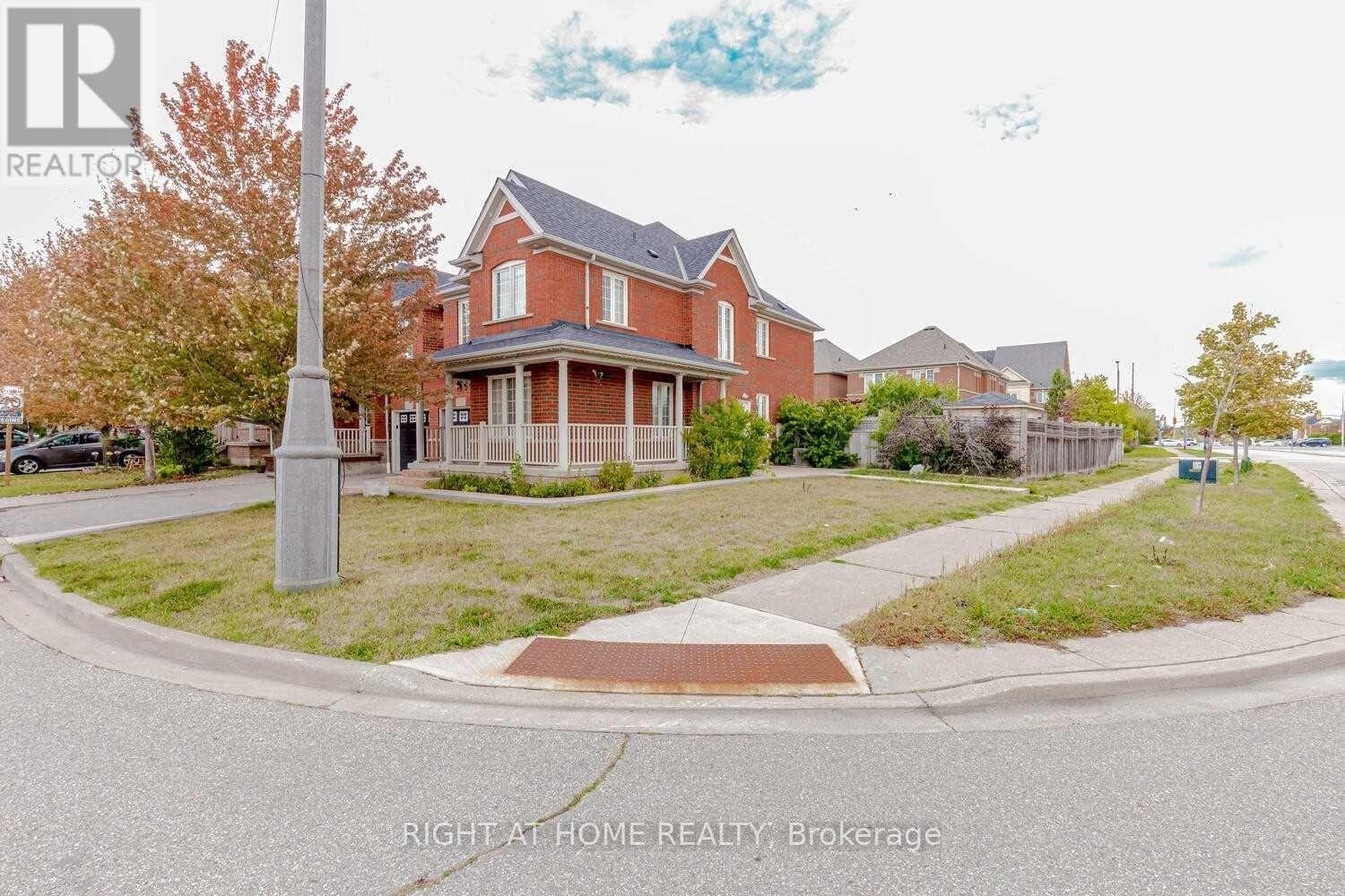 3300 Respond Road, Mississauga, Ontario  L5M 7X4 - Photo 2 - W13857968