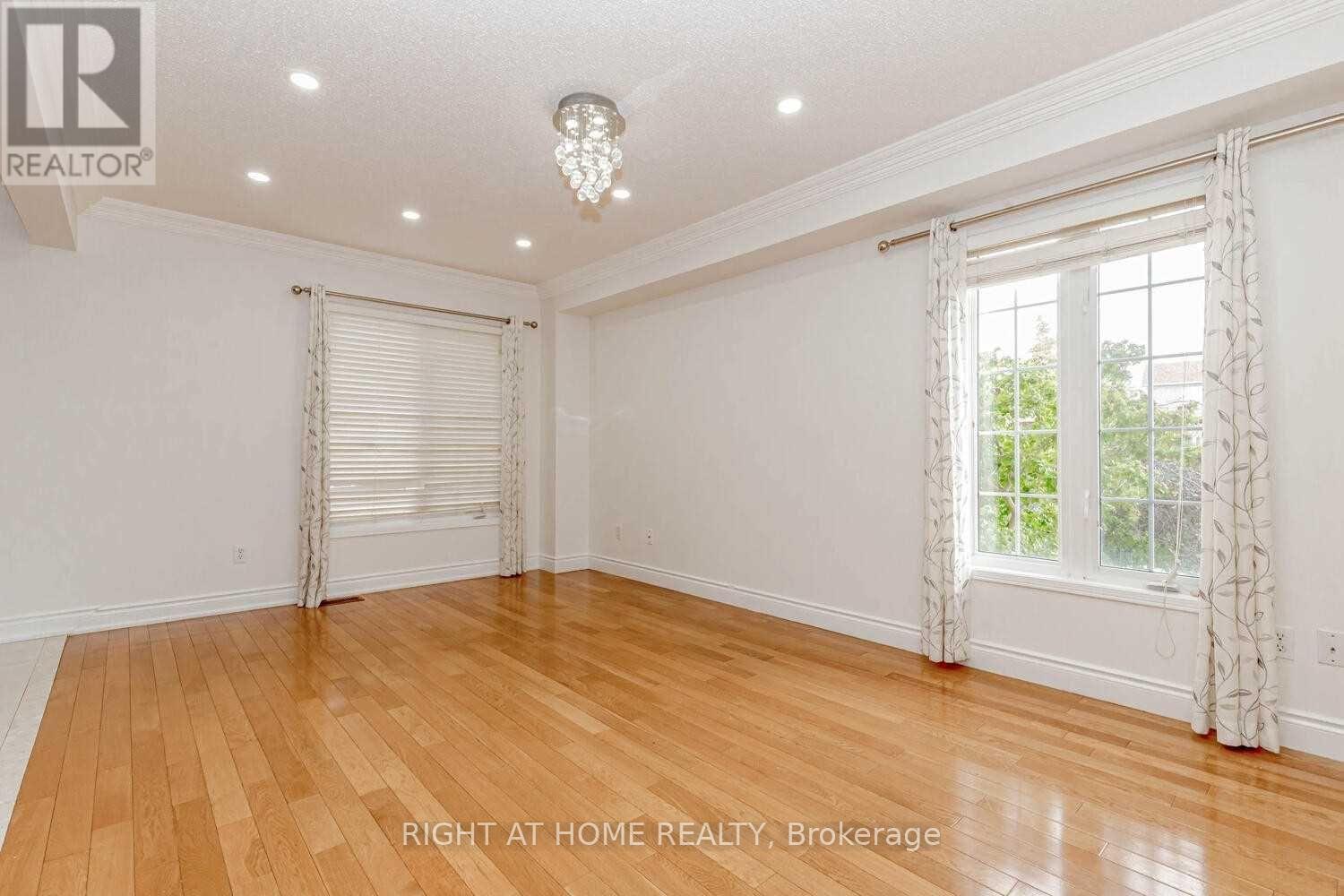3300 Respond Road, Mississauga, Ontario  L5M 7X4 - Photo 7 - W13857968