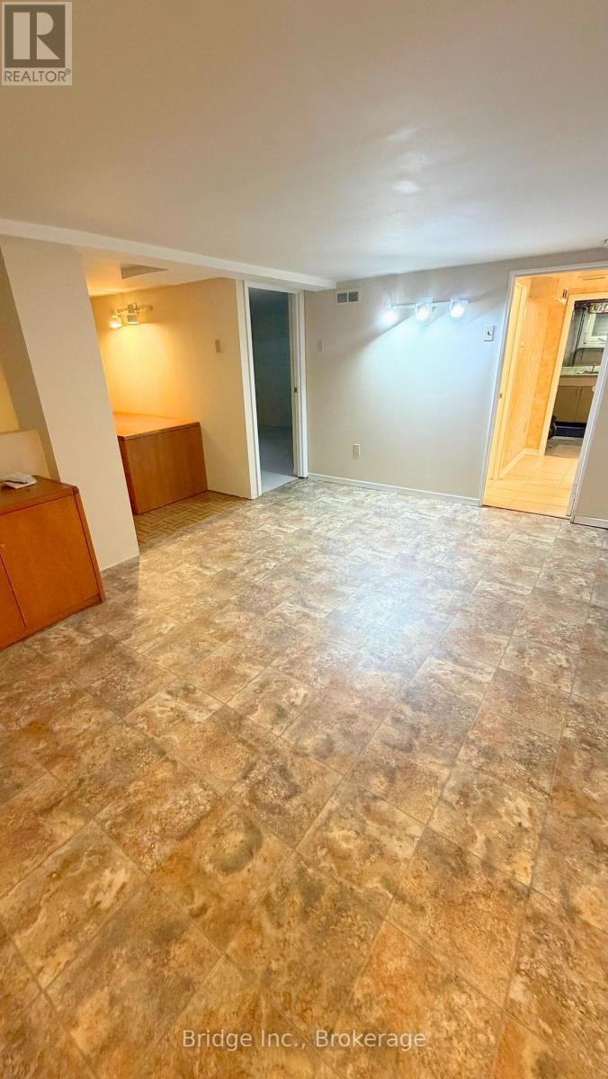 434 Apple Lane, Mississauga (Clarkson), Ontario  L5J 2T1 - Photo 28 - W13857970