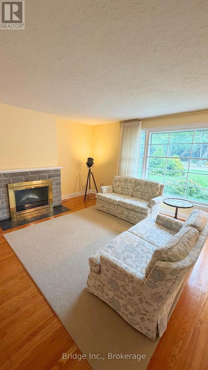 434 Apple Lane, Mississauga (Clarkson), Ontario  L5J 2T1 - Photo 9 - W13857970
