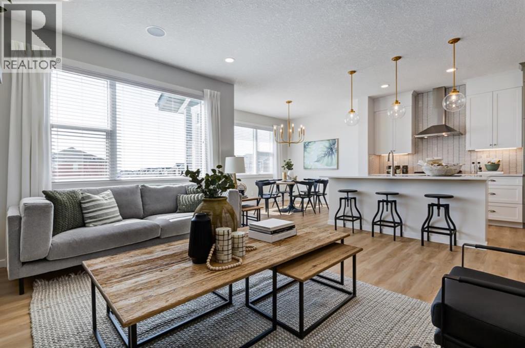 79 Creekside Rise SW, Calgary, Alberta  T2X 6G8 - Photo 4 - A2346255