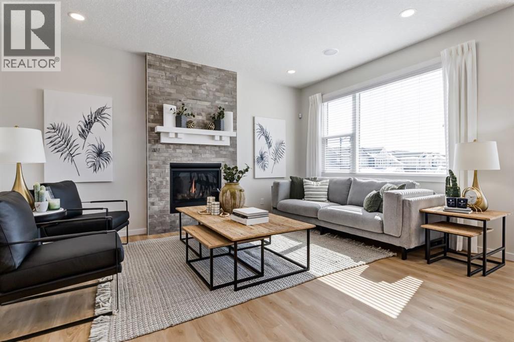 79 Creekside Rise SW, Calgary, Alberta  T2X 6G8 - Photo 3 - A2346255