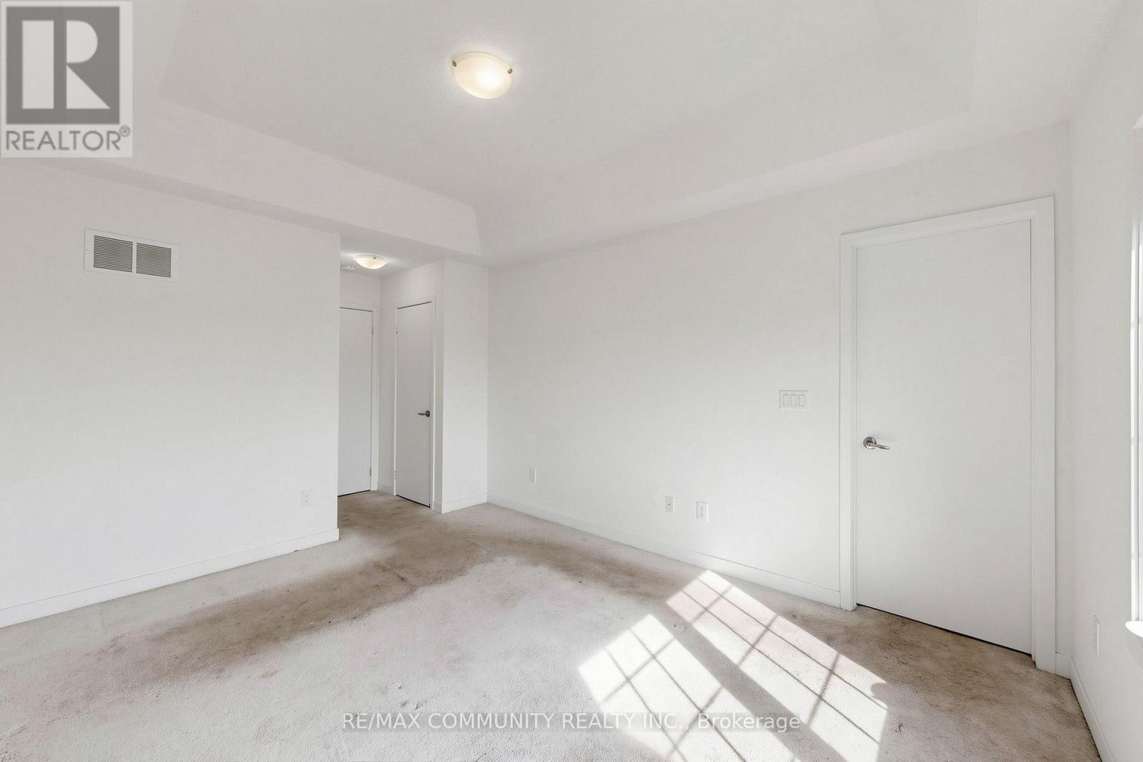 221 Harding Park Street, Newmarket, Ontario  L3Y 0E3 - Photo 29 - N13853286