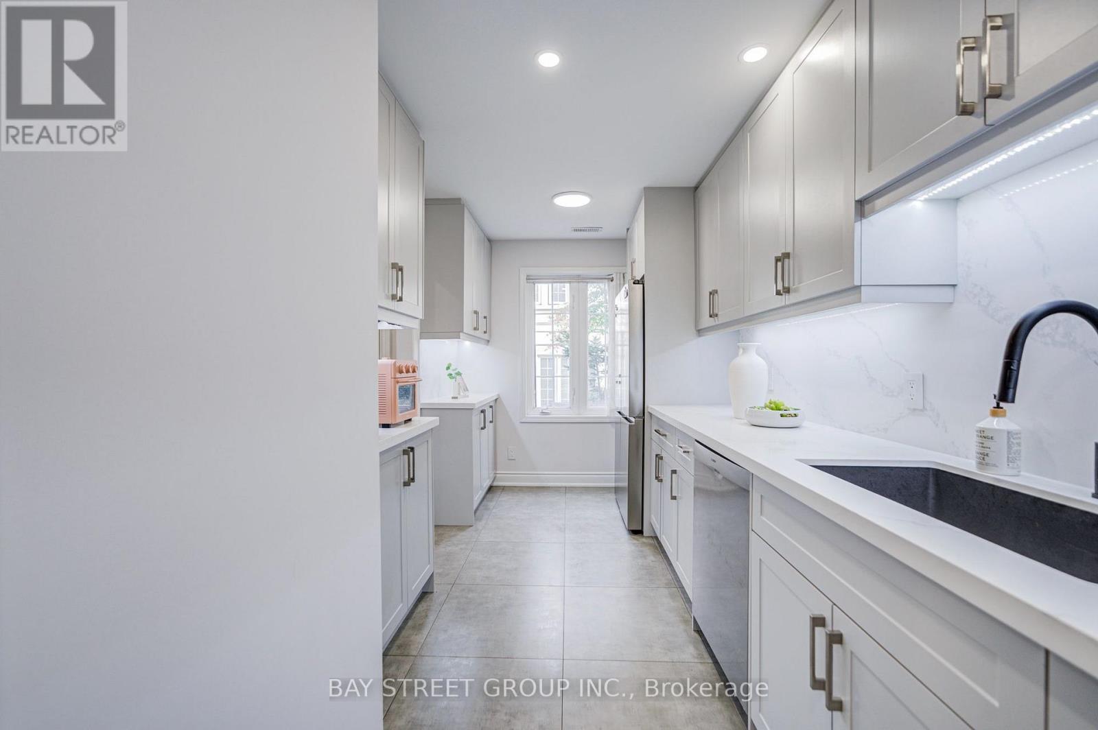 105 - 11 Everson Drive, Toronto, Ontario  M2N 7B9 - Photo 24 - C13857984