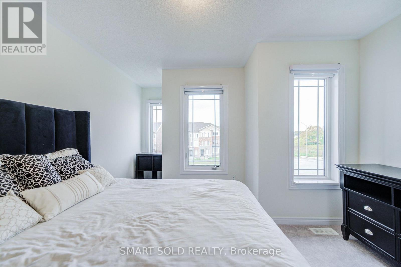 2871 Whites Road, Pickering, Ontario  L1X 0P3 - Photo 27 - E13857994