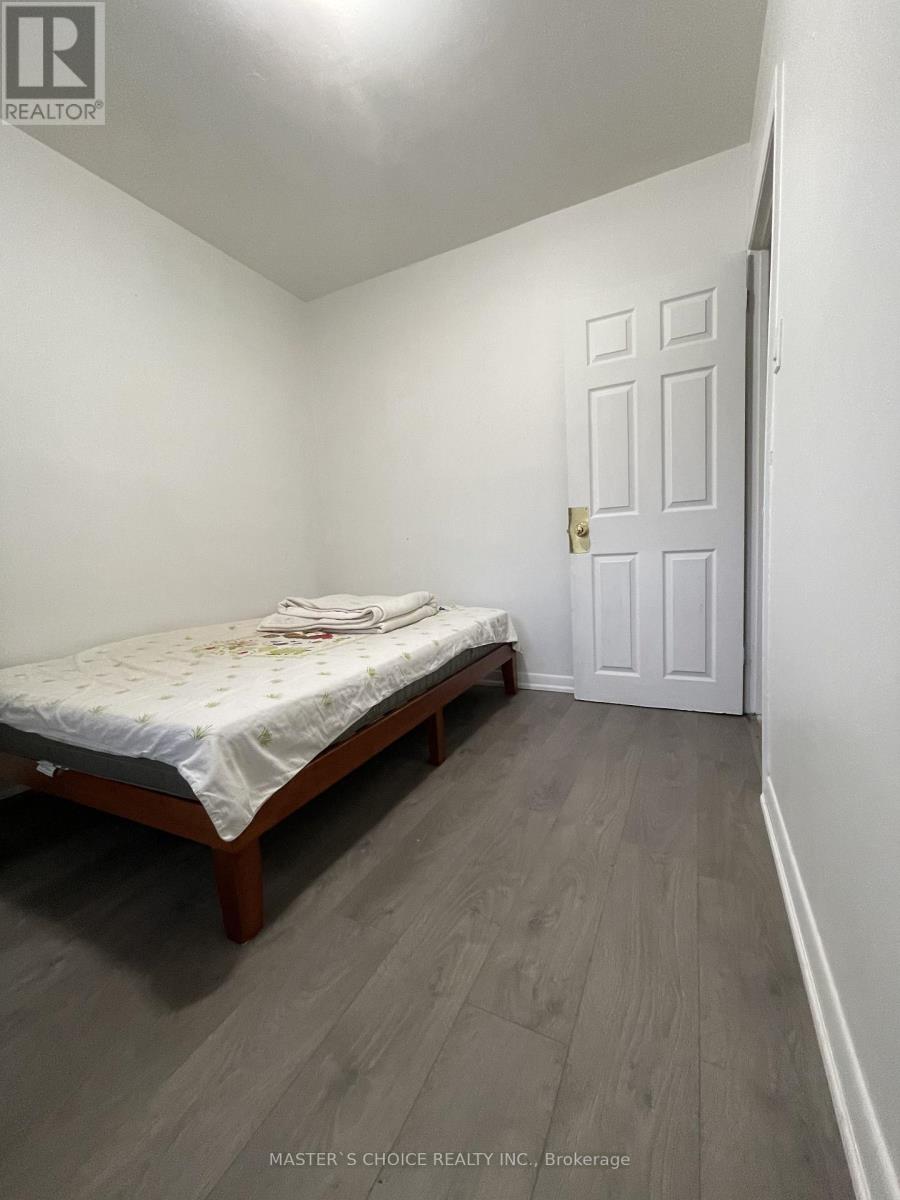 39 Richardson Drive S, Aurora, Ontario  L4G 1Z2 - Photo 8 - N13858006