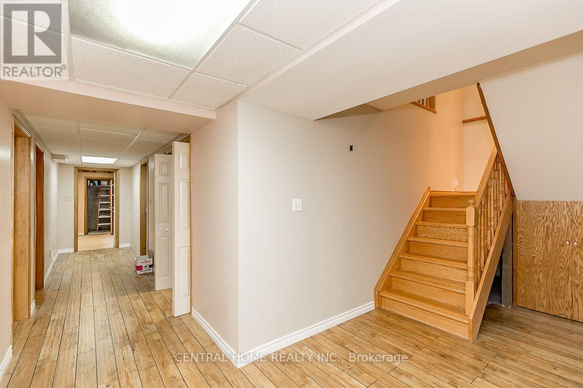 Lower - 299 Lakeview Boulevard, Georgina, Ontario  L4P 2Y6 - Photo 3 - N13858008