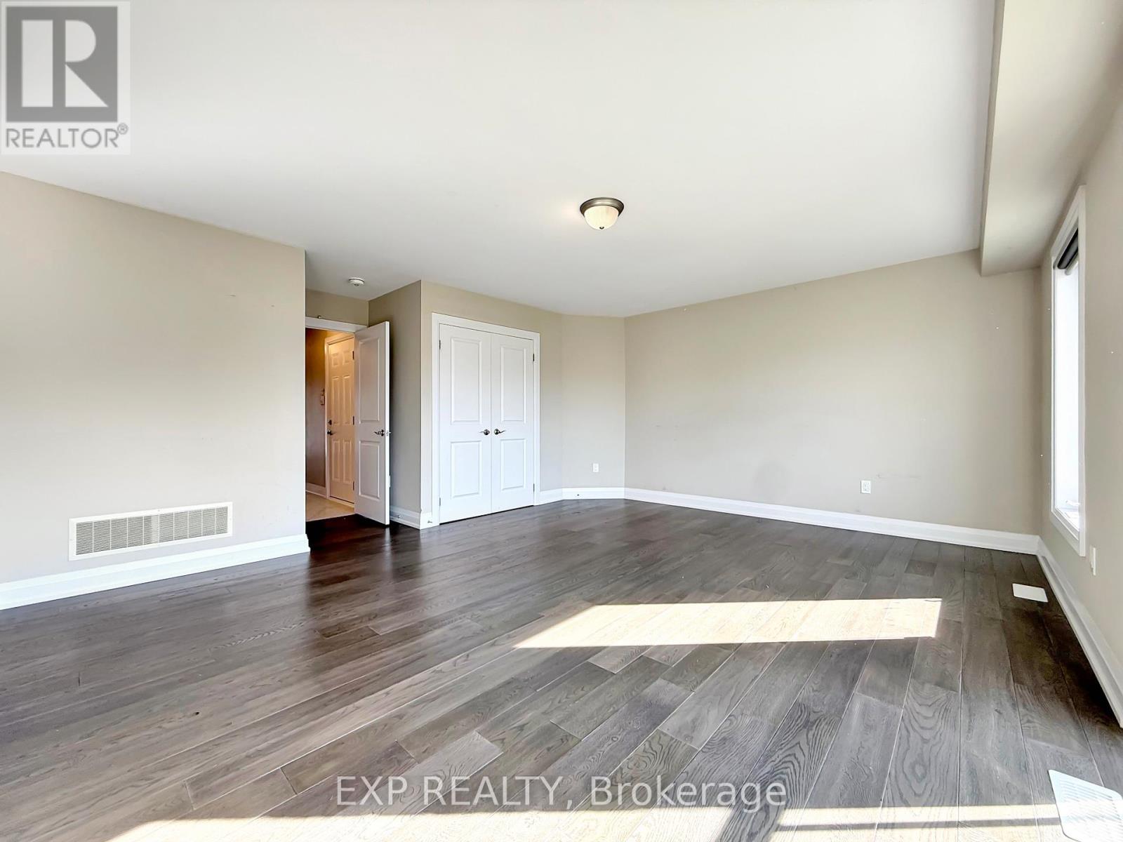 922 Isaac Phillips Way, Newmarket, Ontario  L3X 2Y8 - Photo 10 - N13858014