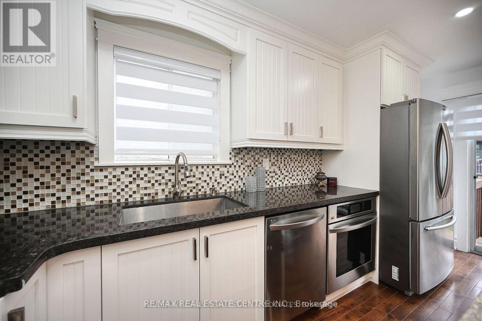 3845 Althorpe   (Upper ) Circle, Mississauga, Ontario  L5N 7G5 - Photo 12 - W13857990