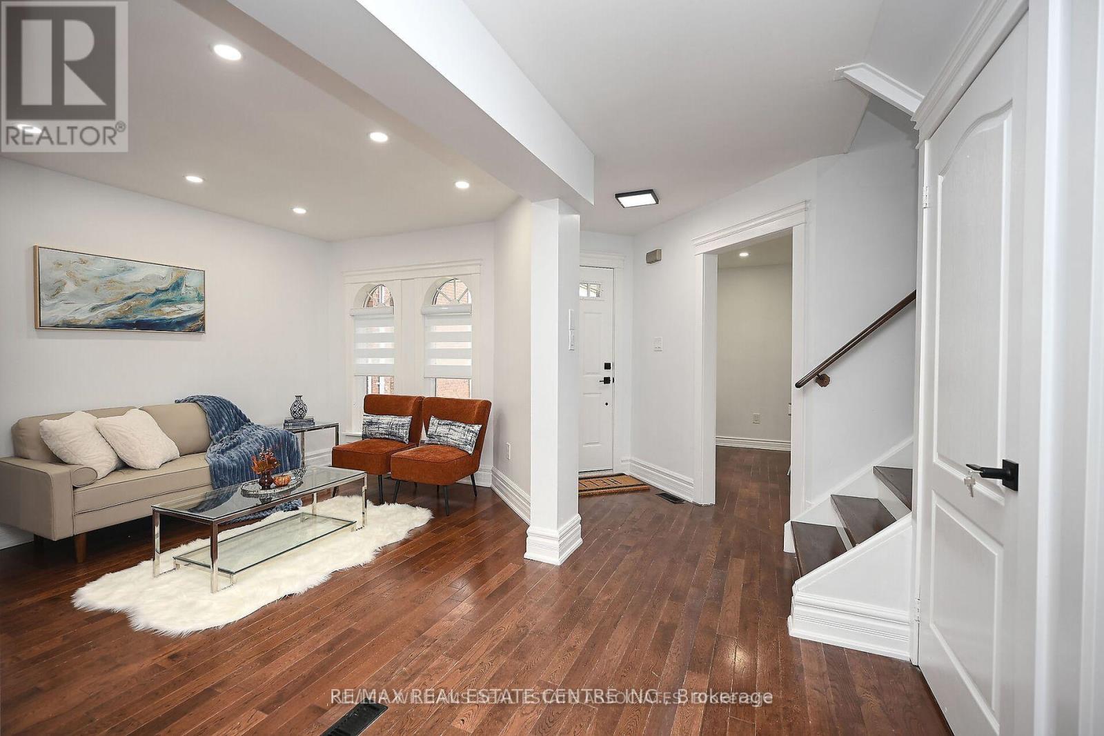 3845 Althorpe   (Upper ) Circle, Mississauga, Ontario  L5N 7G5 - Photo 5 - W13857990