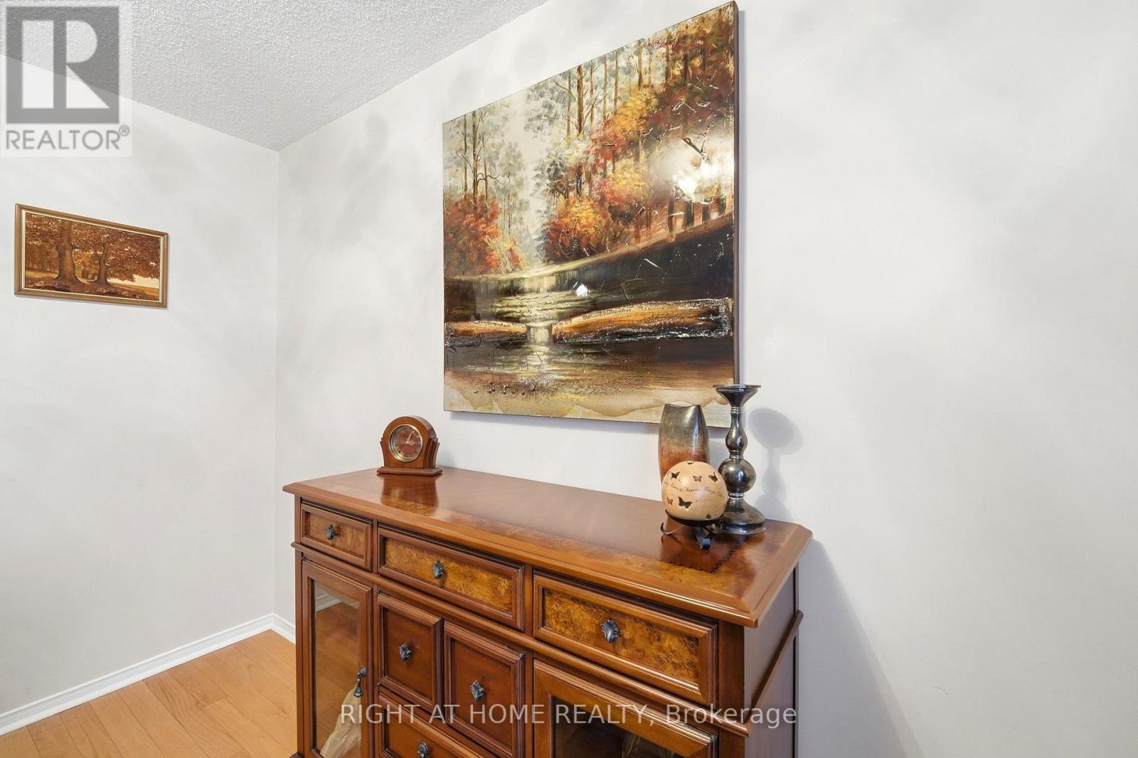 2 - 23 West Deane Park Drive, Toronto, Ontario  M9B 2R5 - Photo 16 - W13858002