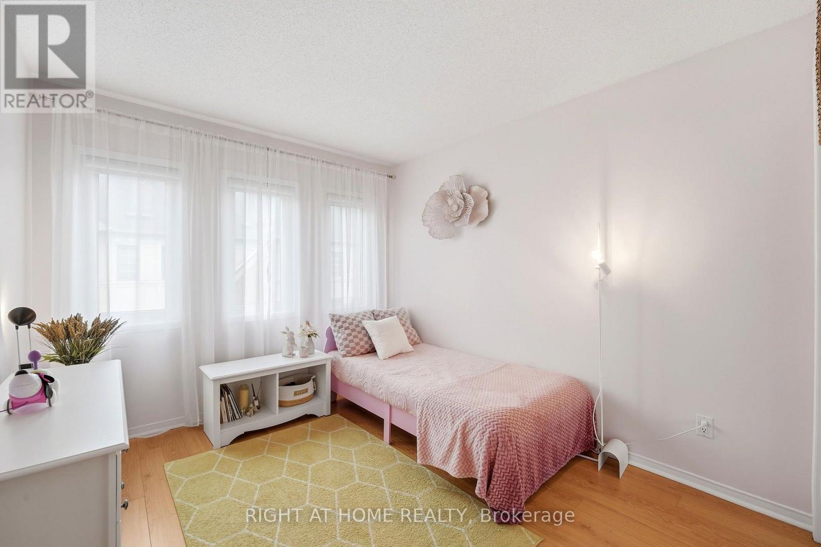 2 - 23 West Deane Park Drive, Toronto, Ontario  M9B 2R5 - Photo 25 - W13858002