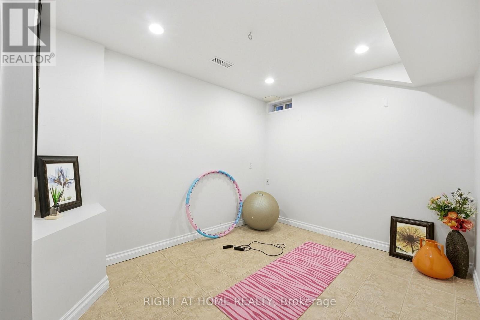 2 - 23 West Deane Park Drive, Toronto, Ontario  M9B 2R5 - Photo 29 - W13858002